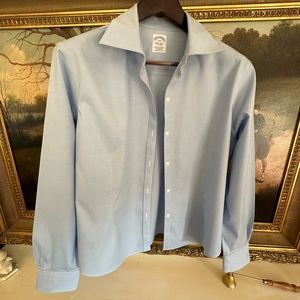 Brooks Brothers woman’s fitted dress shirt special finish stretch non iron